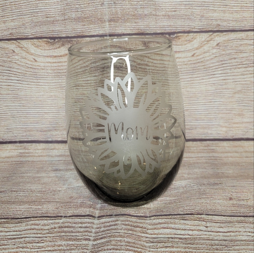 Mom sunflower etched wine glass